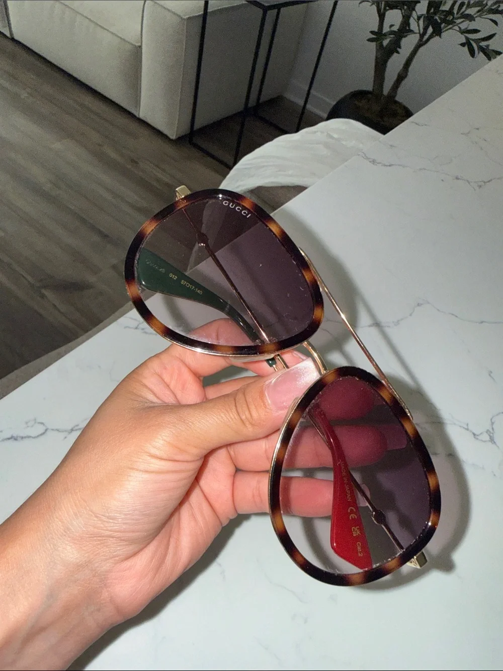 GUCCI Tortoiseshell Frame Sunglasses - Brown Lenses